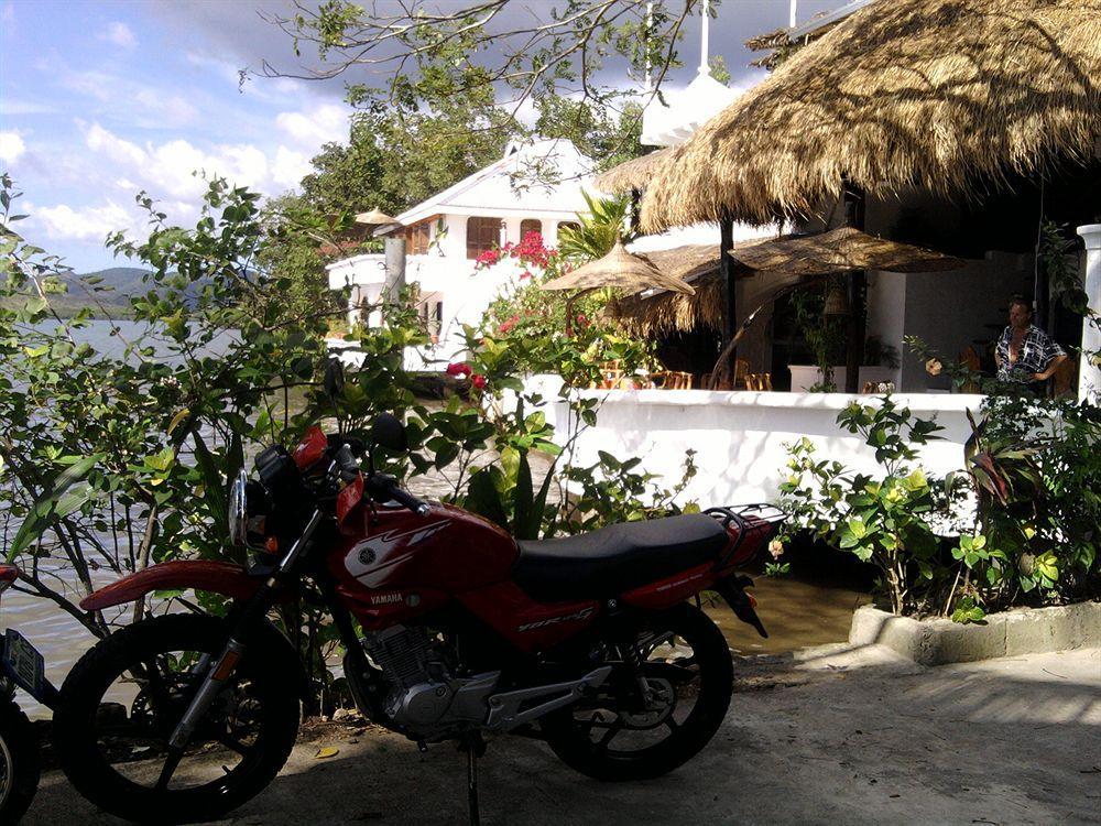 Pierhouse Lodging Busuanga Buitenkant foto