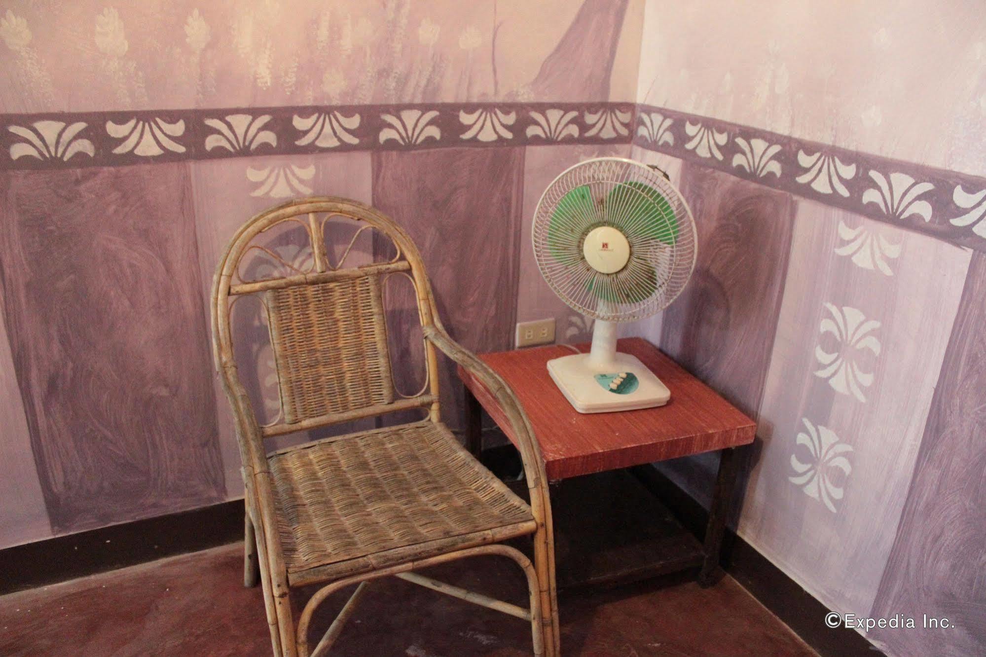 Pierhouse Lodging Busuanga Buitenkant foto
