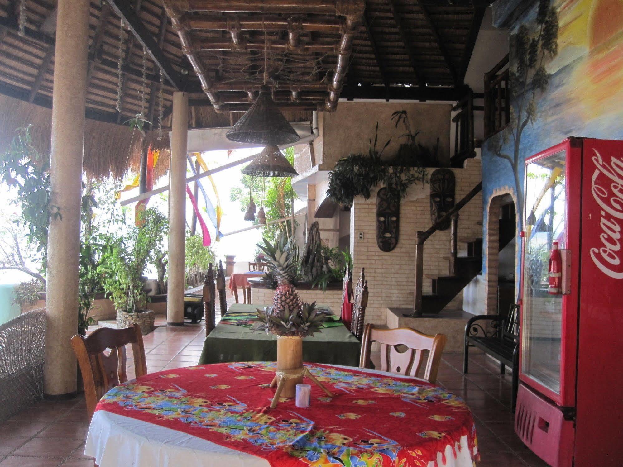 Pierhouse Lodging Busuanga Buitenkant foto