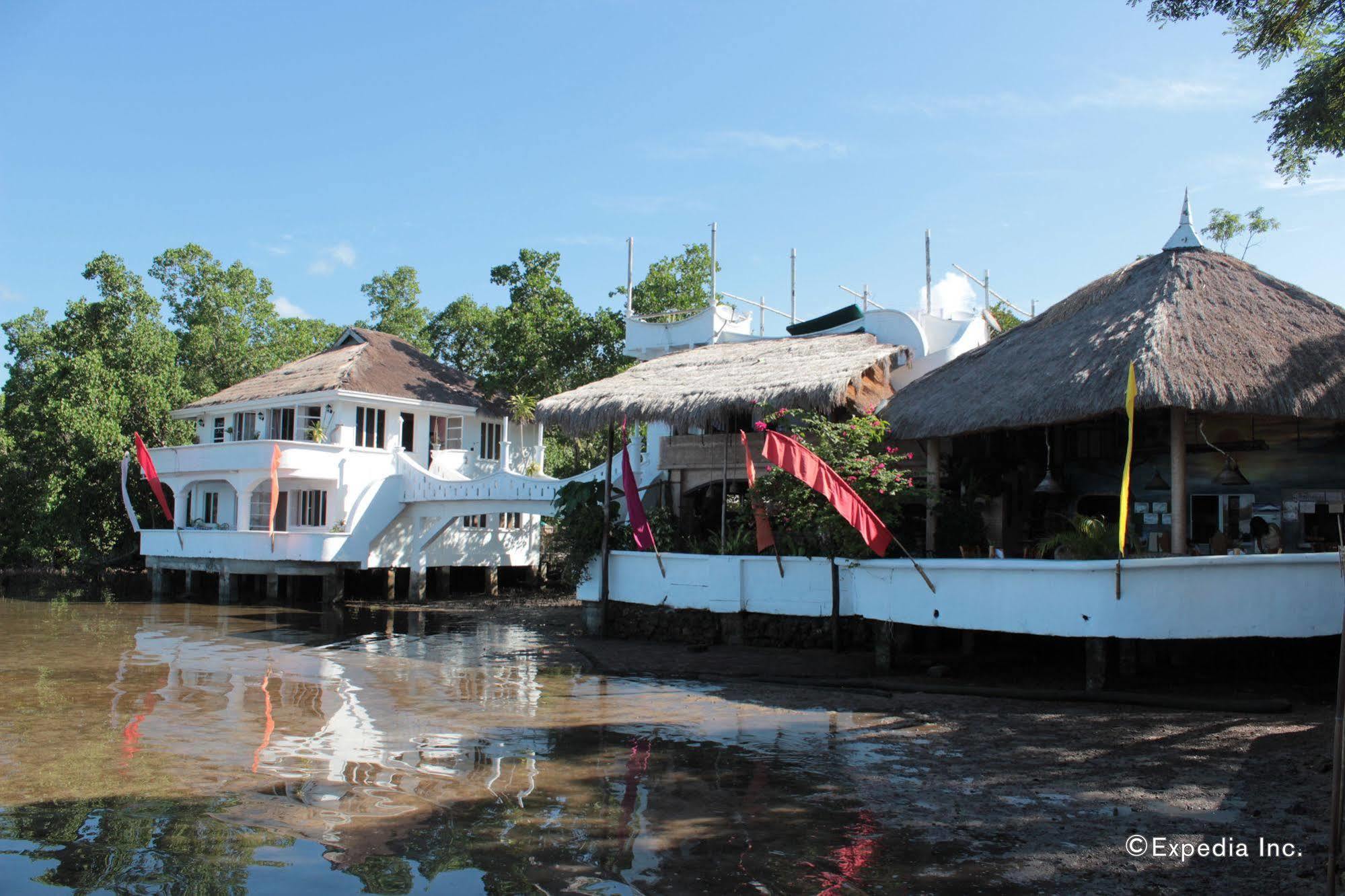 Pierhouse Lodging Busuanga Buitenkant foto